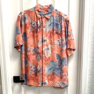 Tommy bahama all silk mens Hawaii print button down shirt.